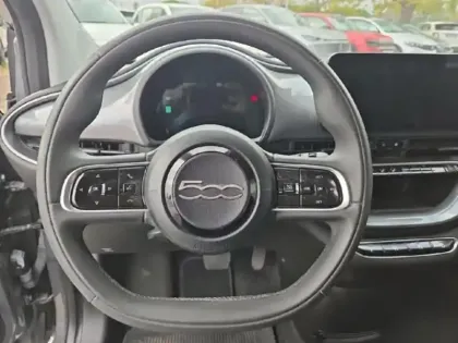 Photo 12 Fiat 500  e 118ch Pack Confort & Style