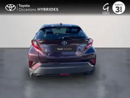 Photo 3 Toyota C-HR  122h Dynamic Business 2WD E-CVT + Programme Beyond Zero Academy MY22
