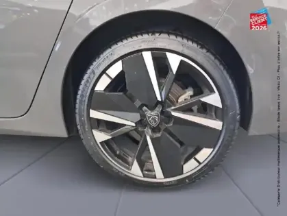 Photo 9 Peugeot 308  Plug-In Hybrid 195ch GT Exclusive e-DCS7