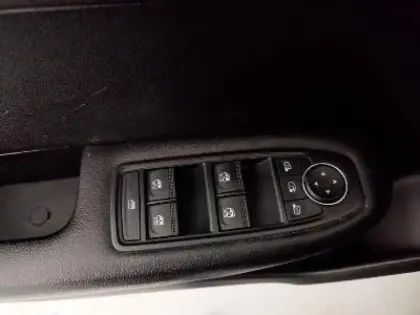 Photo 7 Renault Arkana  1.3 TCe mild hybrid 140ch Evolution EDC -22