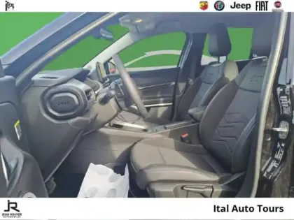 Photo 8 Jeep Avenger  1.2 Turbo T3 100ch MHEV Altitude BVR6 eHybrid