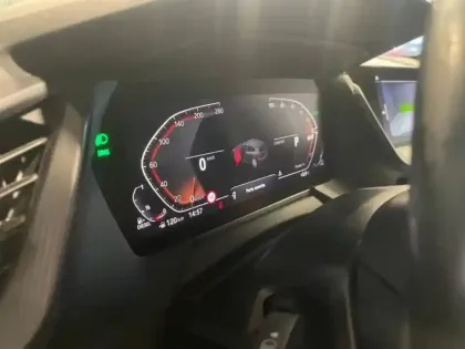 Photo 14 BMW Serie 1 Série 1 116dA 116ch M Sport DKG7