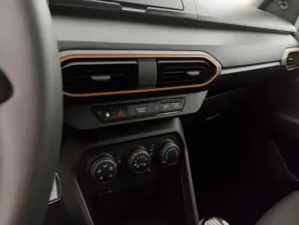 Photo 13 Dacia Sandero  1.0 ECO-G 100ch Stepway Essentiel -22