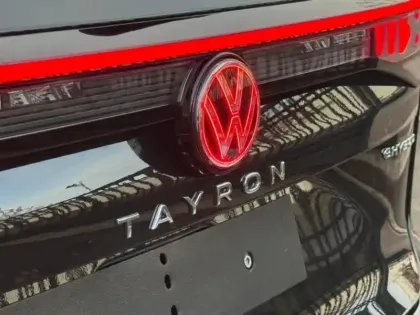 Photo 8 Volkswagen Tayron  1.5 eHybrid 204ch Elegance DSG6 5 places