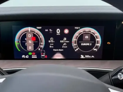 Photo 4 Volkswagen Tayron  1.5 eHybrid 204ch Elegance DSG6 5 places