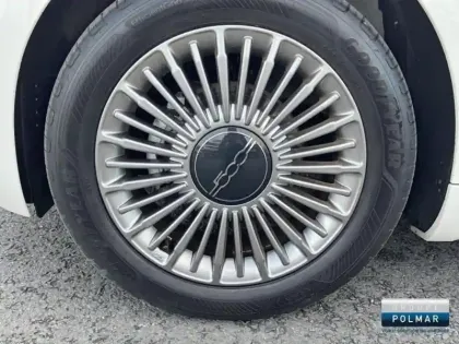 Photo 12 Fiat 500  e 95ch Icône