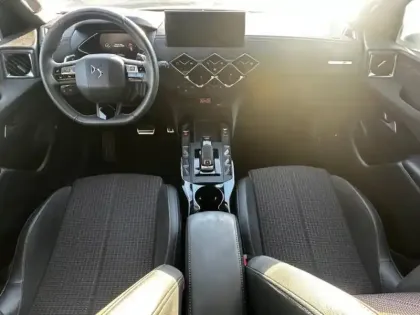 Photo 8 DS DS 3  Crossback PureTech 130ch Performance Line + Automatique 7cv