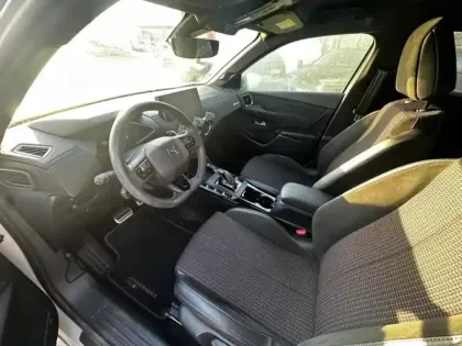 Photo 7 DS DS 3  Crossback PureTech 130ch Performance Line + Automatique 7cv