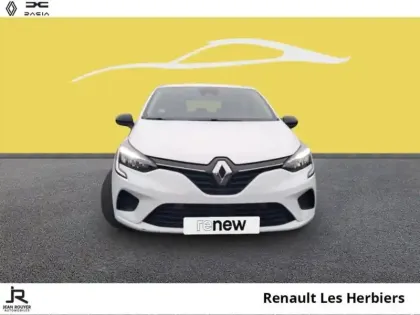 Photo 8 Renault Clio  1.6 E-Tech hybride 145ch Equilibre