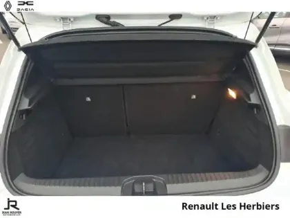 Photo 6 Renault Clio  1.6 E-Tech hybride 145ch Equilibre