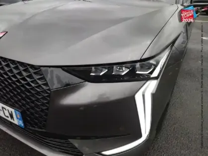 Photo 27 DS DS 4  PureTech 130ch Performance Line + Automatique GPS Camera