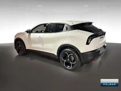 Photo 6 Alfa Romeo Junior  1.2 Ibrida 145ch Speciale e-DCT6