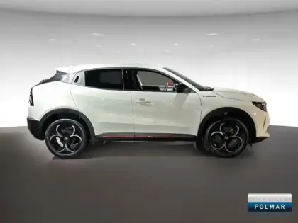 Photo 3 Alfa Romeo Junior  1.2 Ibrida 145ch Speciale e-DCT6