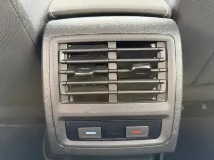 Photo 9 Volkswagen Golf  1.4 eHybrid OPF 204ch Style DSG6