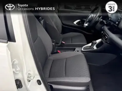 Photo 12 Toyota Yaris  116h Dynamic 5p MY22
