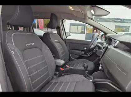 Photo 9 Dacia Duster  1.0 ECO-G 100ch  Journey + 4x2