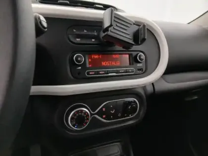 Photo 13 Renault Twingo  E-Tech Electric Authentic R80 Achat Intégral