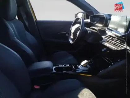 Photo 4 Peugeot 208  e- 136ch GT GPS Camera Carplay