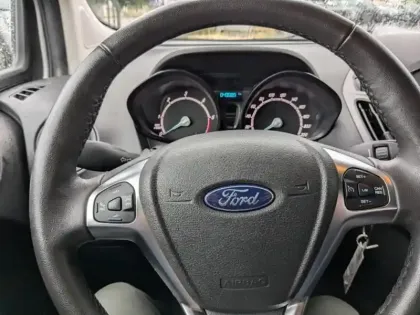 Photo 5 Ford Transit Courier  1.5 TDCI 100ch Stop&Start Trend