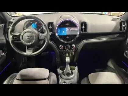 Photo 8 Mini Countryman  Cooper SE 125ch + 95ch  Essential ALL4 BVA6