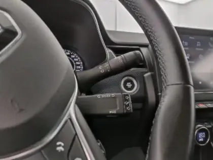 Photo 8 Renault Arkana  1.3 TCe mild hybrid 140ch Evolution EDC -22