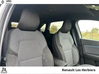 Photo 11 Renault Symbioz  1.8 E-Tech full hybrid 160ch Techno - 25