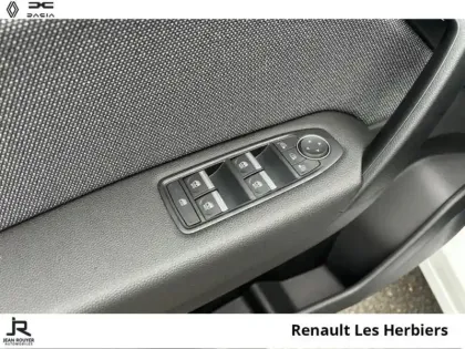 Photo 5 Renault Symbioz  1.8 E-Tech full hybrid 160ch Techno - 25