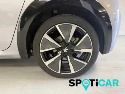 Photo 9 Peugeot 208  e- 136ch GT