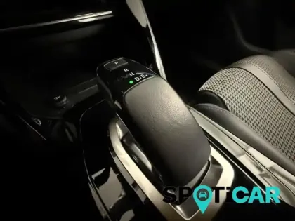 Photo 14 Peugeot 208  e- 136ch GT