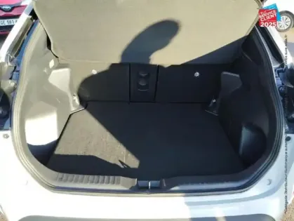 Photo 13 Toyota Yaris  Cross 116h GR Sport MY22 Tpano Sieges chauf Camera JBL