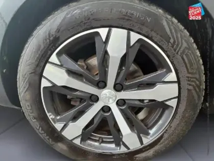 Photo 9 Peugeot 3008  1.2 PureTech 130ch GT Line S&S