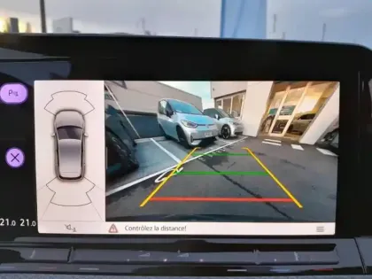 Photo 11 Volkswagen Golf  1.5 eTSI OPF 130ch Active DSG7