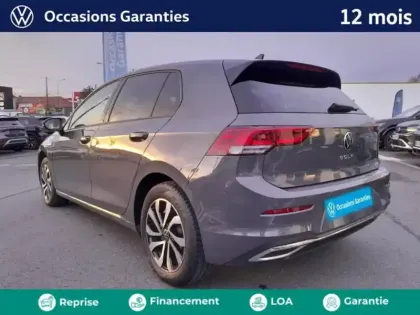 Photo 2 Volkswagen Golf  1.5 eTSI OPF 130ch Active DSG7