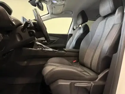 Photo 8 Peugeot 5008  1.5 BlueHDi 130ch S&S Allure Business EAT8