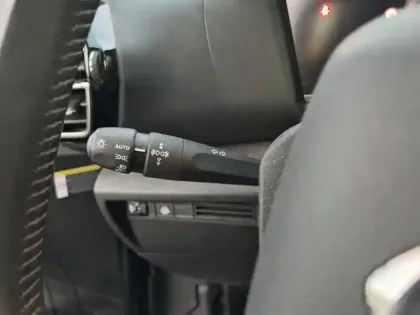 Photo 13 Citroën C4  PureTech 130ch S&S Feel Pack