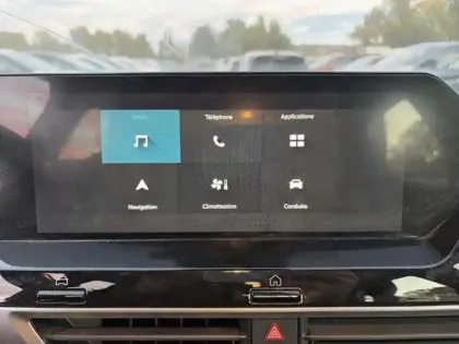 Photo 8 Citroën C4  PureTech 130ch S&S Feel Pack