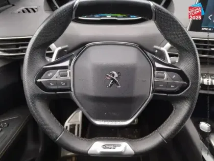 Photo 11 Peugeot 3008  HYBRID4 300ch GT e-EAT8 11cv Touvrant GPS Carplay