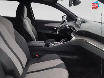 Photo 4 Peugeot 3008  HYBRID4 300ch GT e-EAT8 11cv Touvrant GPS Carplay