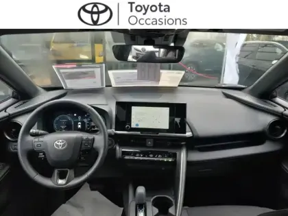 Photo 4 Toyota C-HR  1.8 Hybride 140ch Dynamic NG23