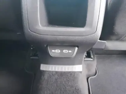 Photo 10 Volkswagen T-cross  1.0 TSI 116ch VW Edition DSG7