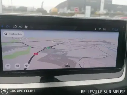 Photo 11 Peugeot 2008  1.2 PureTech 100ch S&S Allure