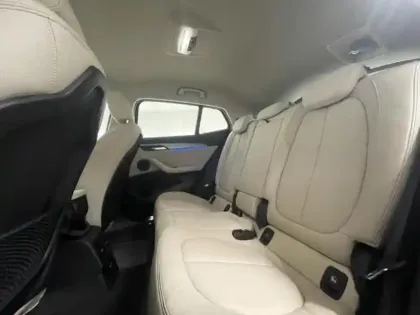 Photo 8 BMW X2  sDrive18iA 140ch Lounge Plus DKG7 Euro6d-T