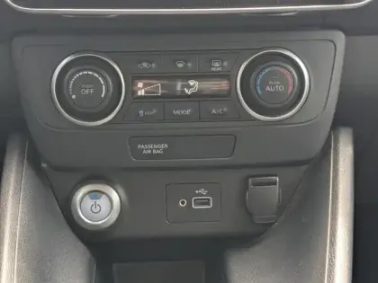 Photo 13 Nissan Leaf  150ch 40kWh Acenta 21.5