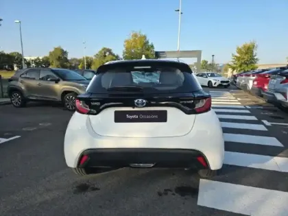Photo 4 Toyota Yaris  116h Dynamic 5p MY22