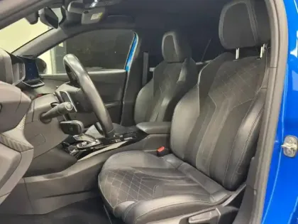 Photo 7 Peugeot 2008  1.2 PureTech 155ch S&S GT EAT8