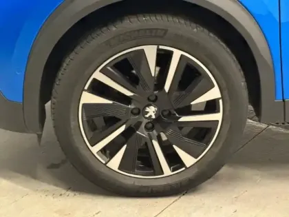 Photo 4 Peugeot 2008  1.2 PureTech 155ch S&S GT EAT8