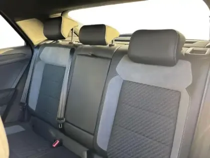 Photo 7 Volkswagen T-roc  1.5 TSI EVO 150ch R-Line DSG7 S&S