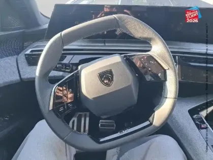 Photo 7 Peugeot 3008  1.2 Hybrid 145ch GT e-DCS6