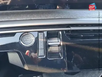 Photo 26 Peugeot 3008  1.2 Hybrid 145ch GT e-DCS6