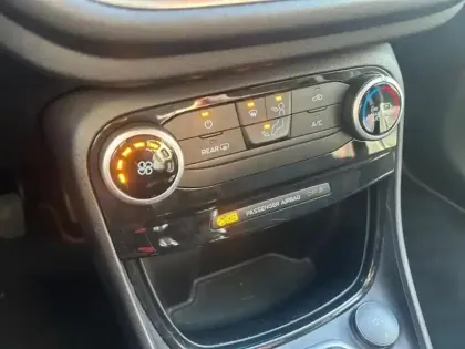 Photo 13 Ford Puma  1.0 Flexifuel 125ch S&S mHEV ST-Line